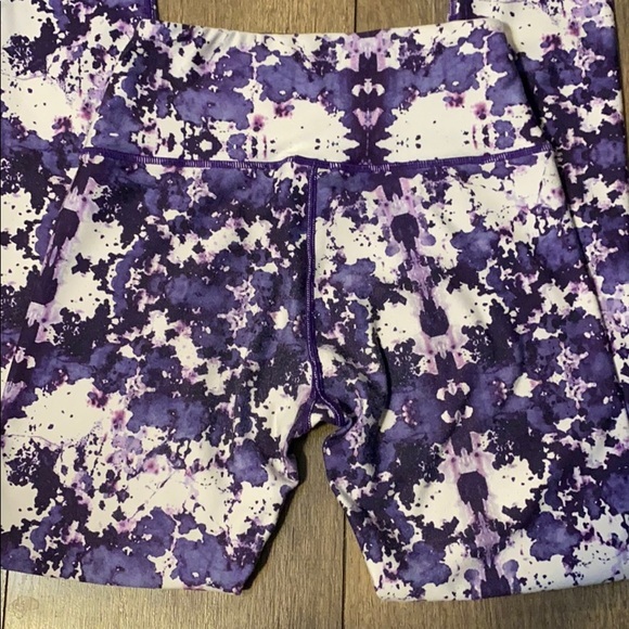 Gymshark Kaleidoscope‎ Leggings - Picture 5 of 6